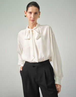 Urban Revivo Bow Neck Overhead With Tie Women's Blouse White | RAIGLYM-98