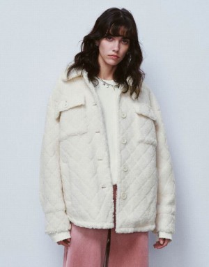 Urban Revivo Button Up Straight Furry Women's Jacket White | LMIDSXC-36