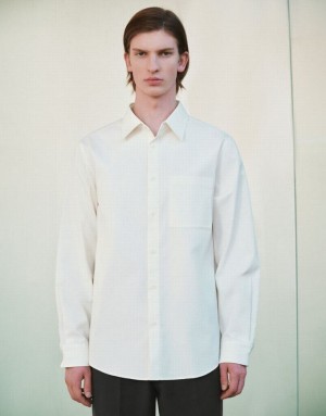 Urban Revivo Button Up Straight Men's Shirts White | HTFSZIP-97