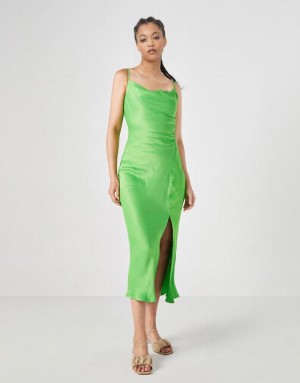 Urban Revivo Cowl Neck Split Hem Cami Women's Dress Green | DYBOMLG-43