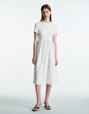 Urban Revivo Crew Neck Straight Women's Dress White | RDNEVYZ-50