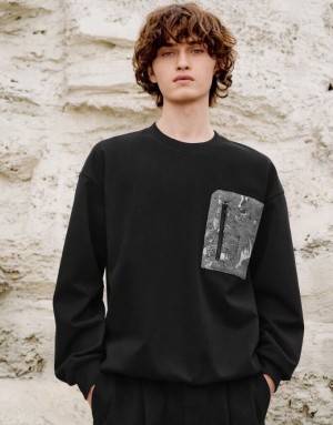 Urban Revivo Crew Neck With Zipped Pocket Men's Sweatshirts Black | RBAKLUY-08