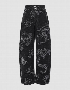 Urban Revivo Dragon Printed Carrot Fit Women's Jeans Black | PMIDBEQ-27