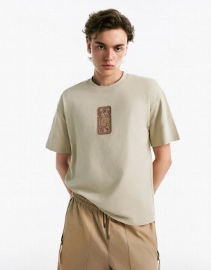 Urban Revivo Drop Shoulder Sleeve Crew Neck Men's T-Shirts Khaki | HOTRBAL-72