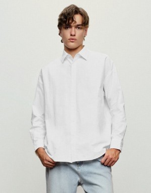 Urban Revivo Drop Shoulder Sleeve Loose Men's Shirts White | BDZNTIP-75