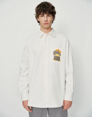 Urban Revivo Duck Printed Oversized Men's Shirts White | HYEXDSA-14