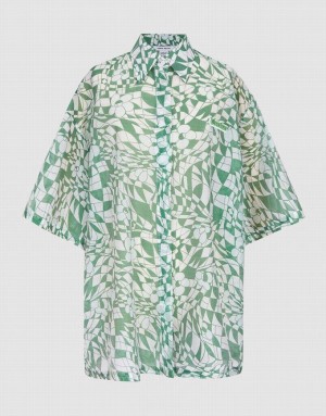 Urban Revivo Geometric Print Short Sleeve Women's Shirts Green | ZMOEDXI-46