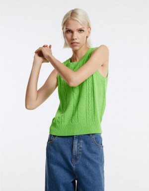 Urban Revivo Knitted Women's Tank Top Green | ZURSKFH-45