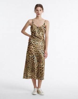 Urban Revivo Leopard Print Women's Casual Dress Brown | KPTGFHA-74