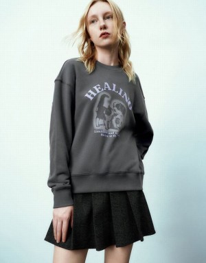 Urban Revivo Printed Crew Neck Women's Sweatshirts Dark Grey | GBKNTIO-35