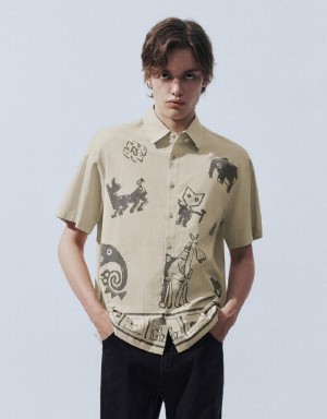 Urban Revivo Printed Loose Men's Shirts Khaki | YXWDJUL-98