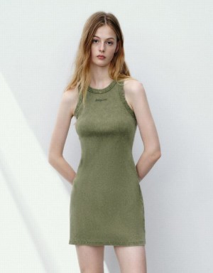 Urban Revivo Sleeveless Crew Neck Skinny Women's Dress Green | FVMQGNX-67