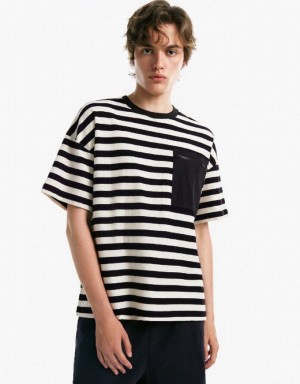 Urban Revivo Striped Crew Neck Men's T-Shirts Black | LGUXWBA-54