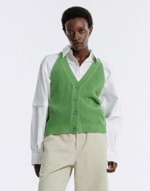 Urban Revivo V Neck Knit Women's Cardigan Green | UPNAHZK-18