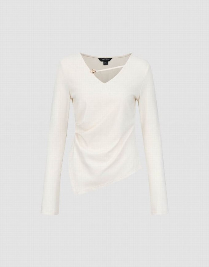 Urban Revivo Asymmetric V-Neck Skinny Women's T-Shirts White | UBFZCLR-38