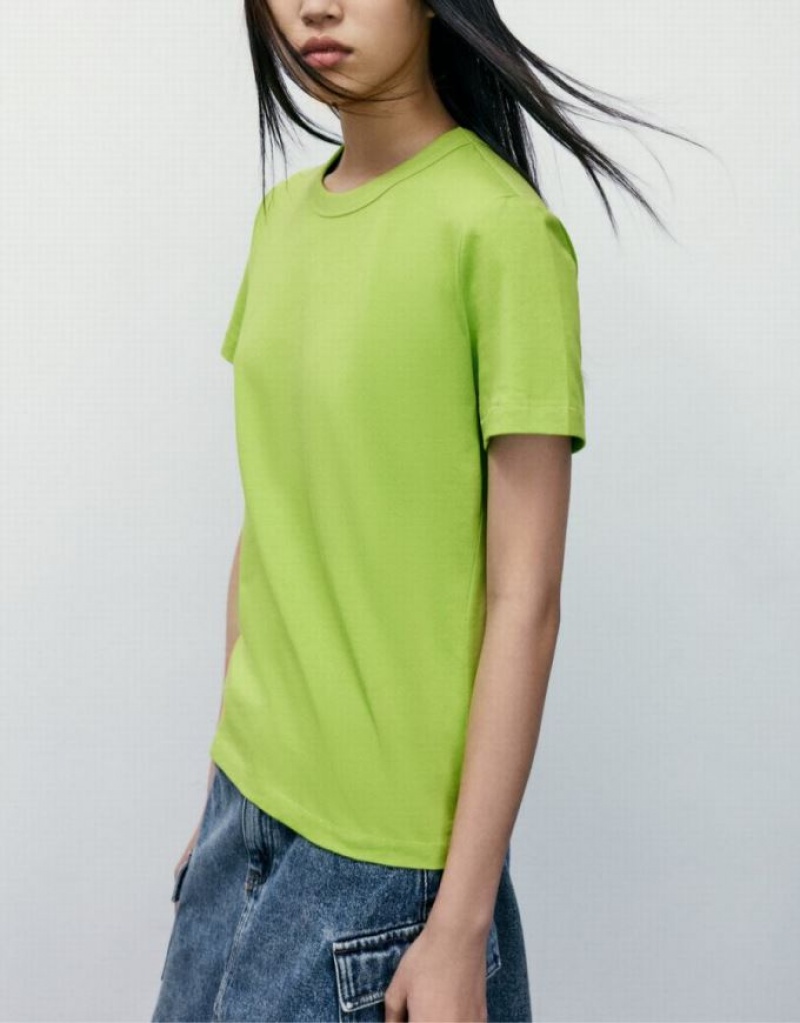 Urban Revivo Basic Crew Neck Women's T-Shirts Light Green | HEBYZCU-70