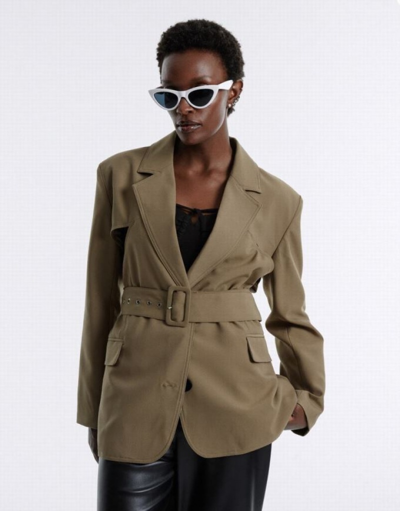 Urban Revivo Buckle Belted Women's Blazers Dark Khaki | GOVTRYU-02