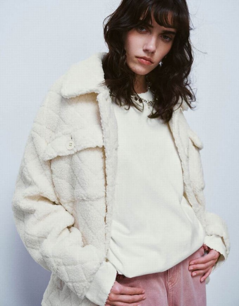 Urban Revivo Button Up Straight Furry Women's Jacket White | LMIDSXC-36