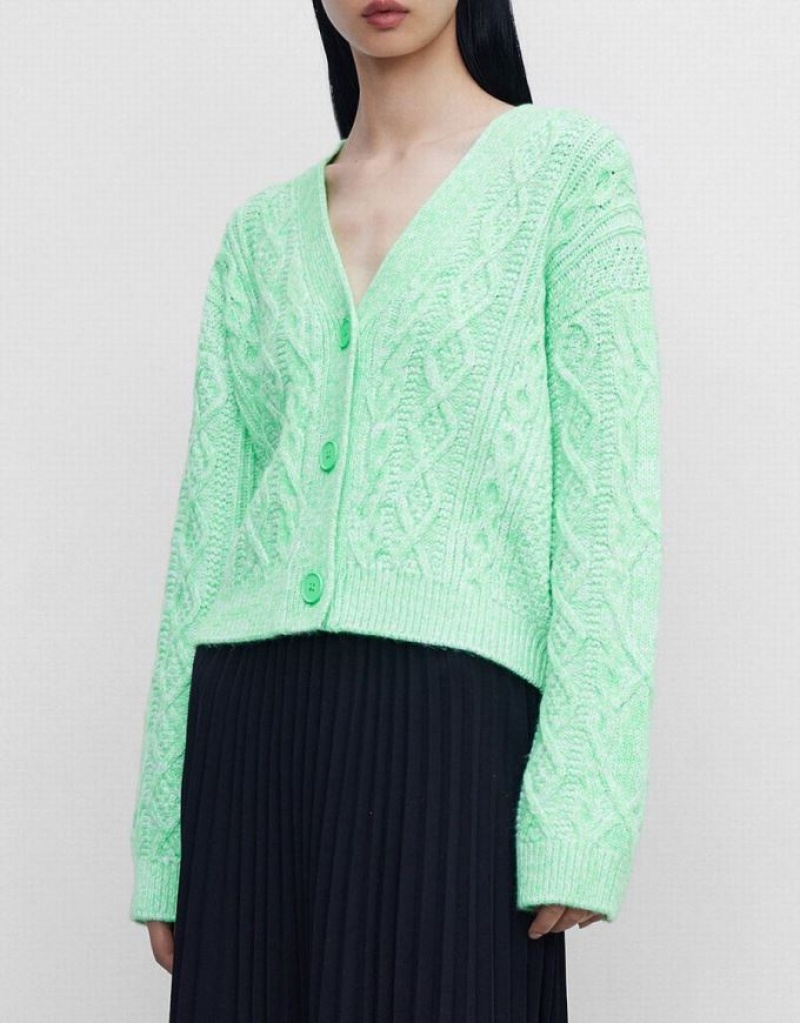 Urban Revivo Cable Knit V Neck Button Up Women's Cardigan Green | QRDNPSC-61