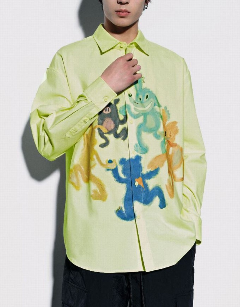 Urban Revivo Cartoon Printed Oversized Men's Shirts Green | KSOPUJV-53