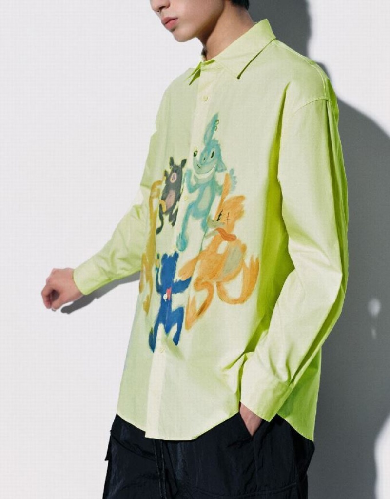 Urban Revivo Cartoon Printed Oversized Men's Shirts Green | KSOPUJV-53