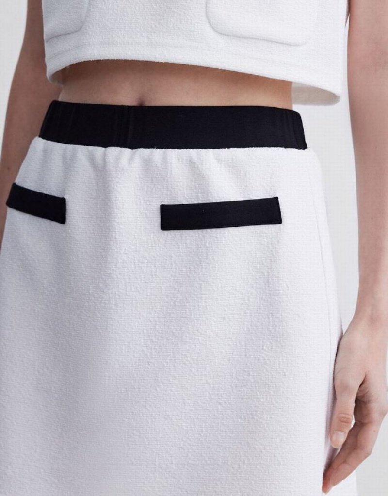 Urban Revivo Contrast Trim Mini Women's Skirts White | HEPZOIK-57