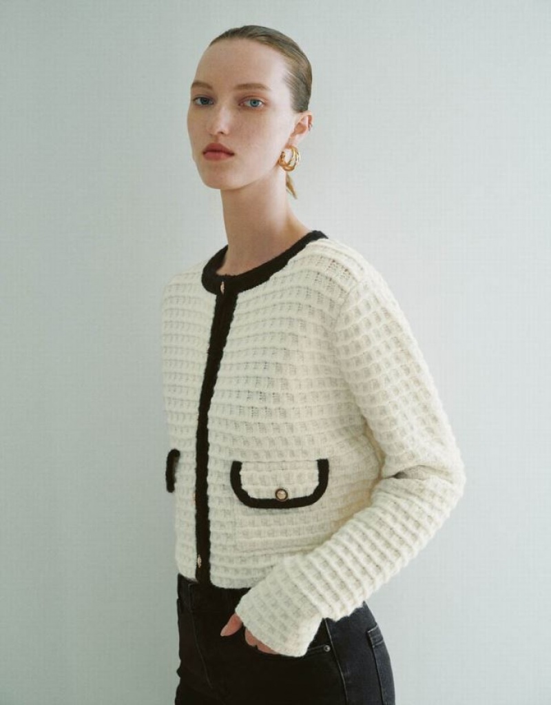 Urban Revivo Crew Neck Knitted Women's Cardigan Beige | GLEOYZH-14