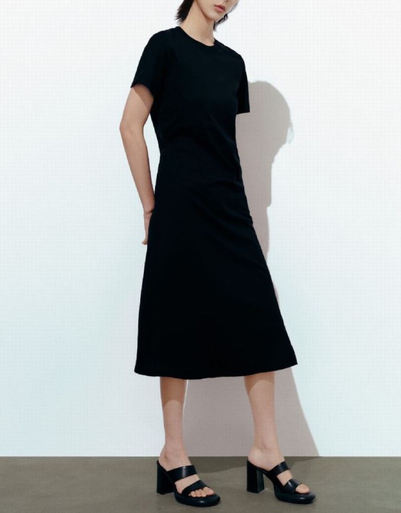 Urban Revivo Crew Neck Straight Women's Dress Black | UWFKCRV-54