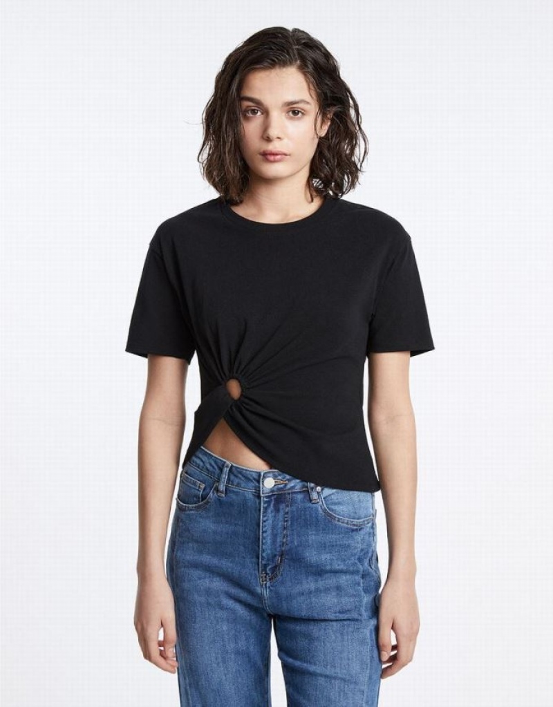 Urban Revivo Cropped With Ring Detail Women's T-Shirts Black | JACKQIU-05