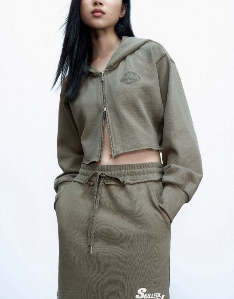 Urban Revivo Cropped Zipper Front Women's Hooded Jackets Khaki | AJGSKUV-13