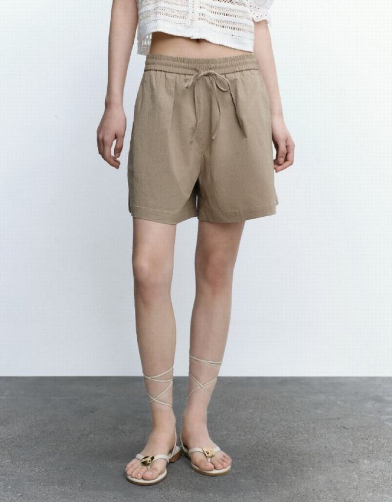 Urban Revivo Drawstring Waist Oversized Women's Shorts Khaki | JKGOICM-37