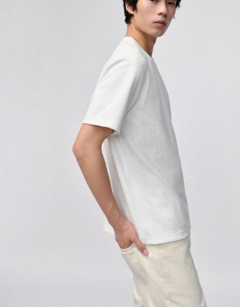 Urban Revivo Drop Shoulder Sleeve Crew Neck Men's T-Shirts White | ODFPAMQ-51