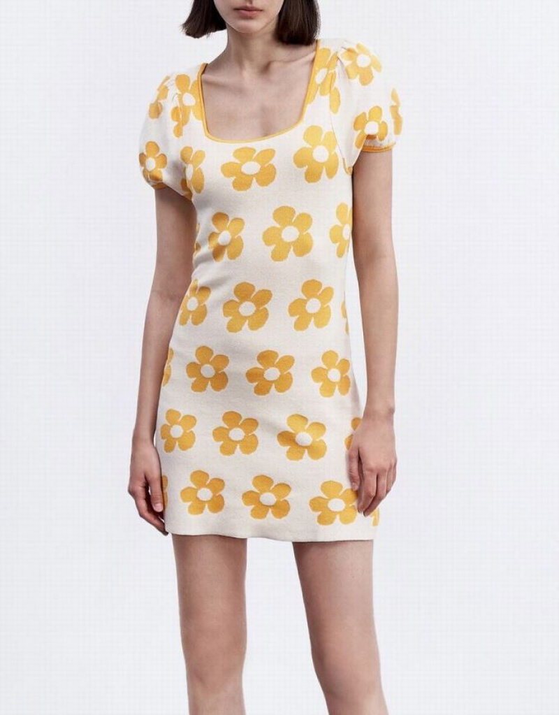 Urban Revivo Floral Pattern Puff Sleeve Women's Knitted Dress Yellow | EWMRTVC-68