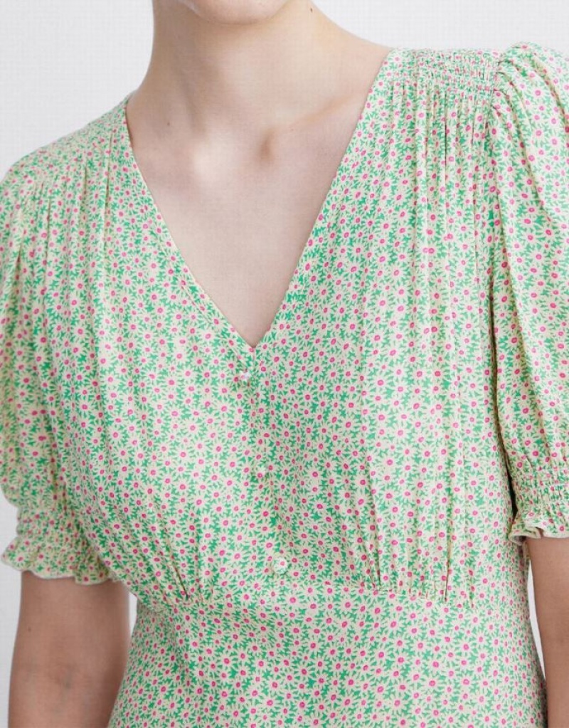 Urban Revivo Floral Women's Casual Dress Green | NSBGRFL-56