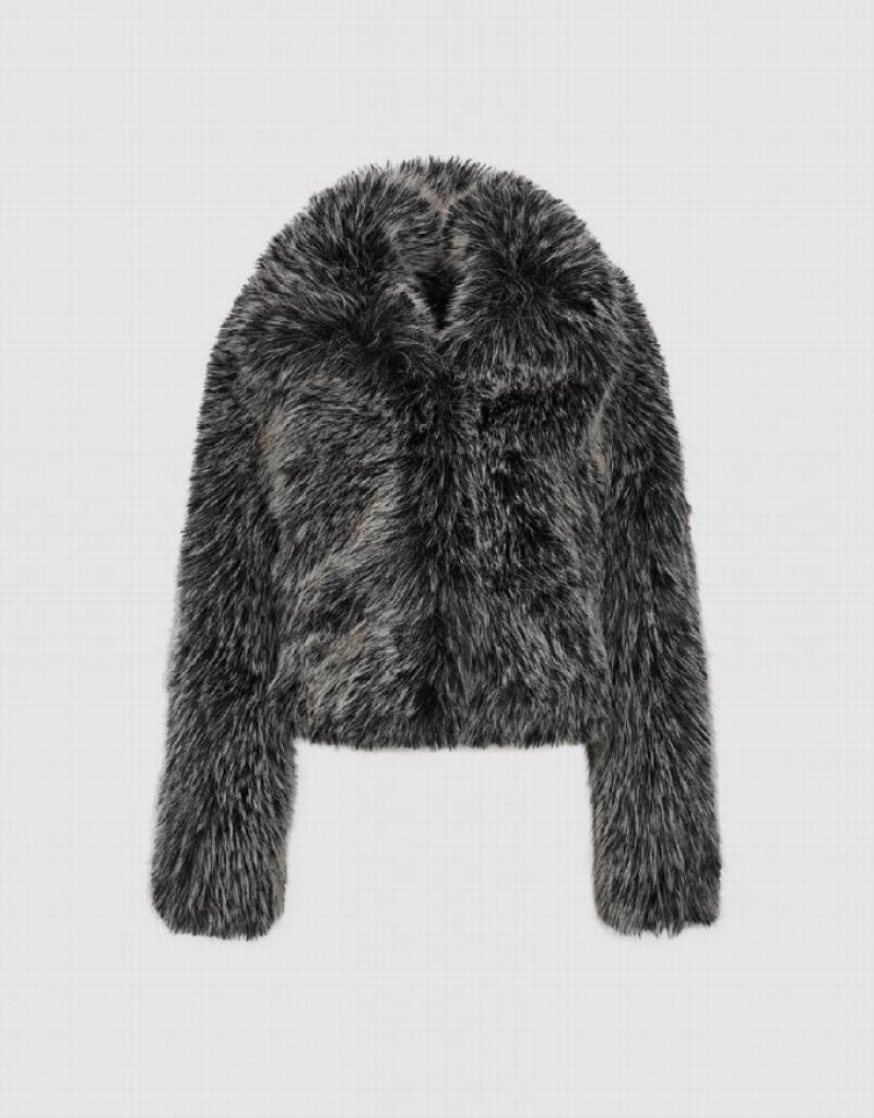 Urban Revivo Fluffy Straight Women's Coats Black | TCZLSHY-60