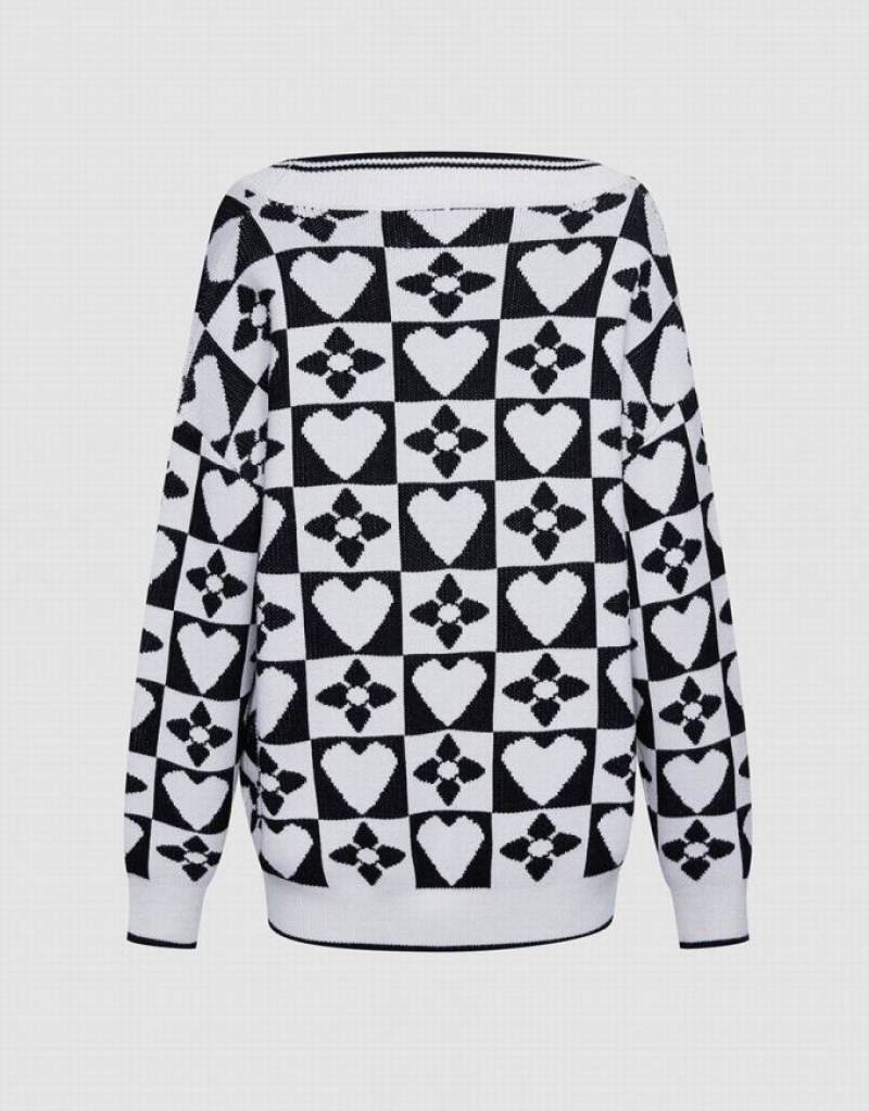 Urban Revivo Heart & Checkered Pattern Women's Sweaters White / Black | VZWOMYX-56