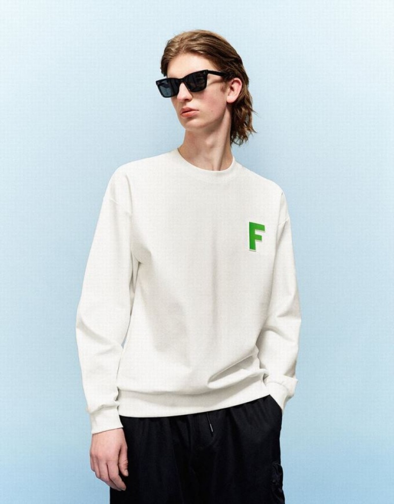 Urban Revivo Letter Embossed Crew Neck Men's Sweatshirts White | LAXTSQJ-54