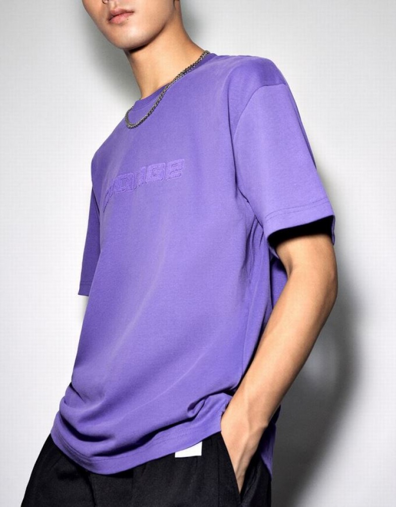 Urban Revivo Letter Embossed Crew Neck Men's T-Shirts Purple | LDPHUZG-51