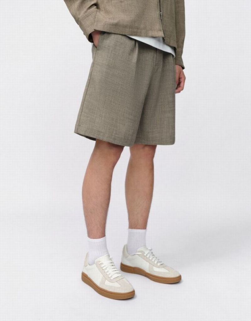 Urban Revivo Loose Men's Shorts Khaki | WTCVXJZ-34