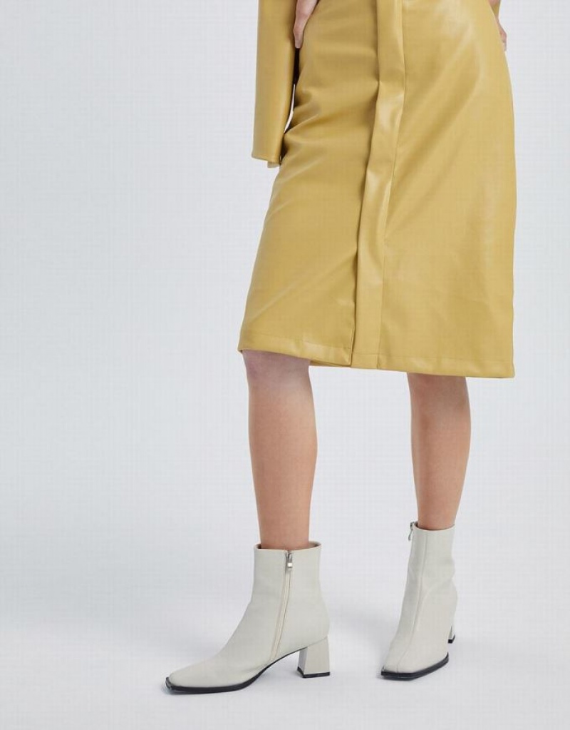 Urban Revivo Midi Straight Women's Skirts Yellow | UJORSLV-76