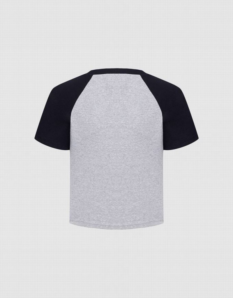 Urban Revivo Minions Raglan Women's T-Shirts Grey | UQFCKJR-70