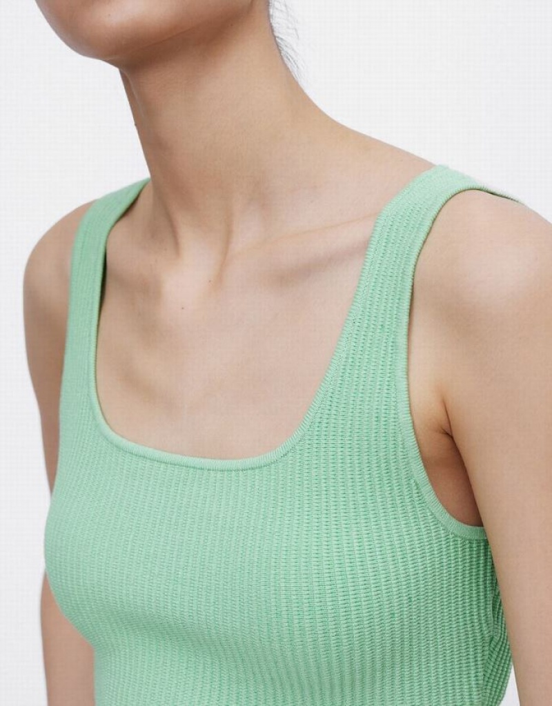 Urban Revivo Plain Ribbed Knit Women's Tank Top Green | XGMIARF-97