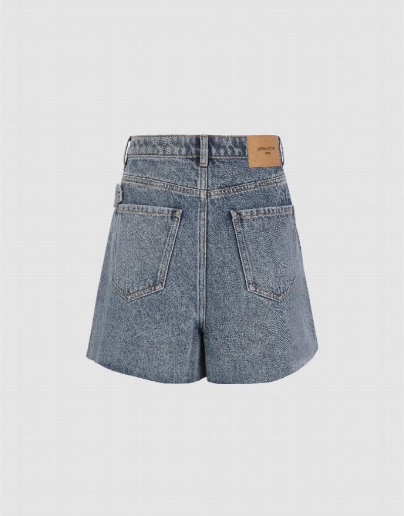 Urban Revivo Pleated Women's Denim Shorts Blue | OKDBEUA-91