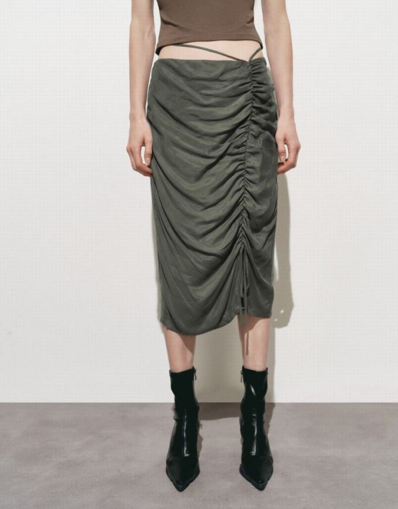 Urban Revivo Ruched Midi Straight Women's Skirts Green | TEUNCMR-75