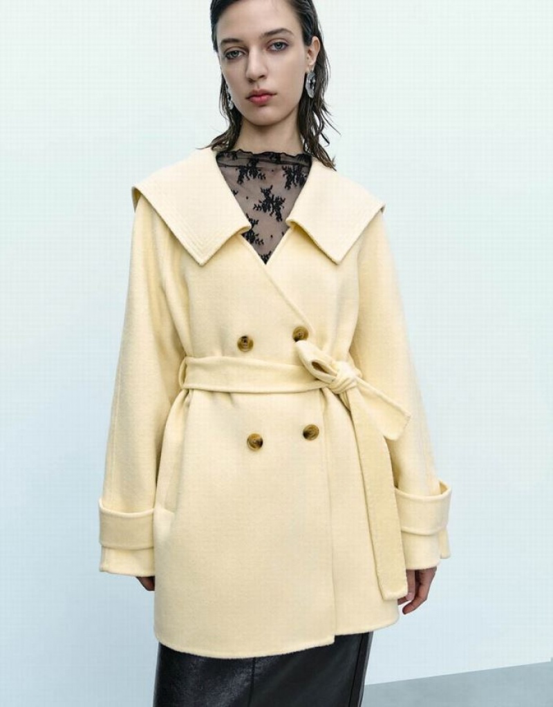 Urban Revivo Sailor Collar Neck Straight Women's Coats Yellow | OCRGPTN-04