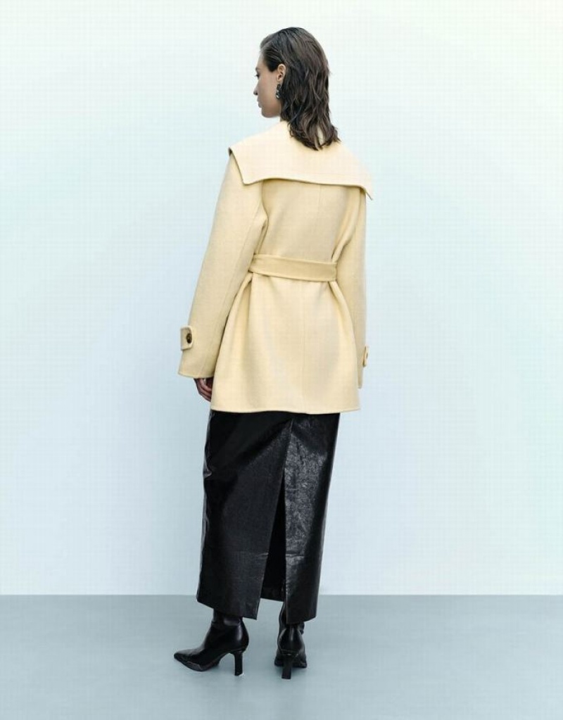 Urban Revivo Sailor Collar Neck Straight Women's Coats Yellow | OCRGPTN-04