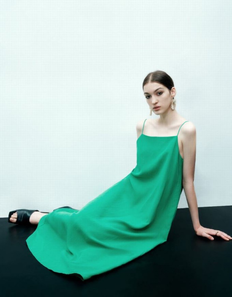 Urban Revivo Sleeveless Straight Women's Dress Green | UTREKOY-13