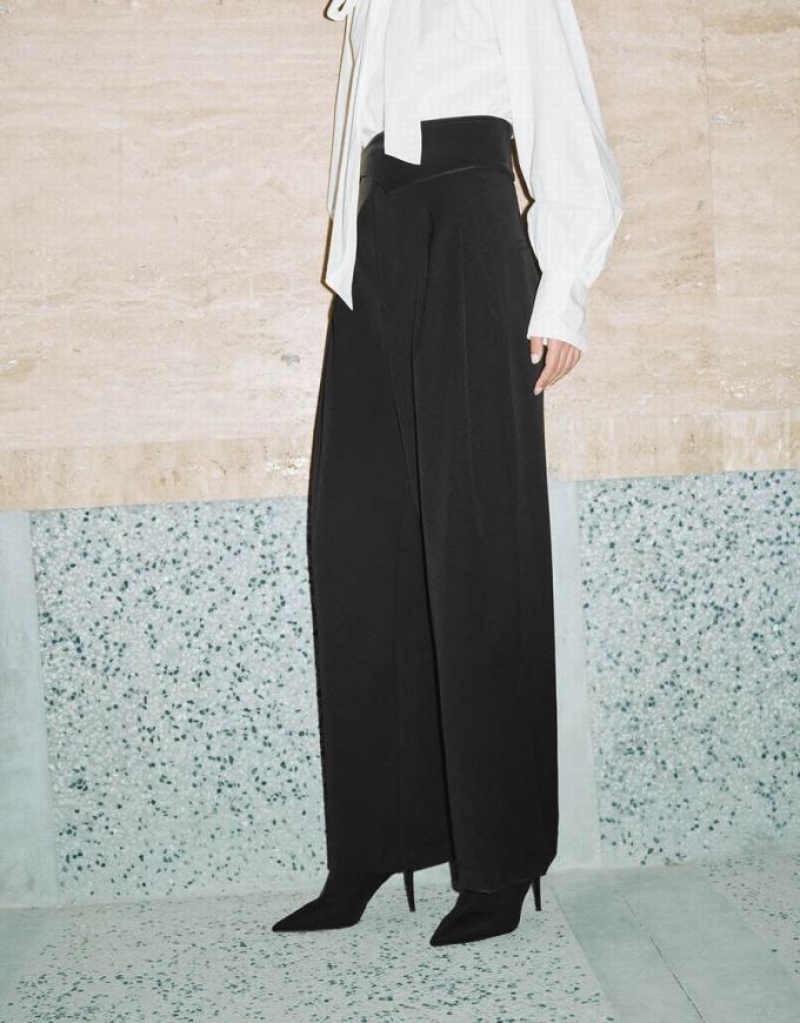 Urban Revivo Straight With Belt Women's Pants Black | GKZPVOM-81