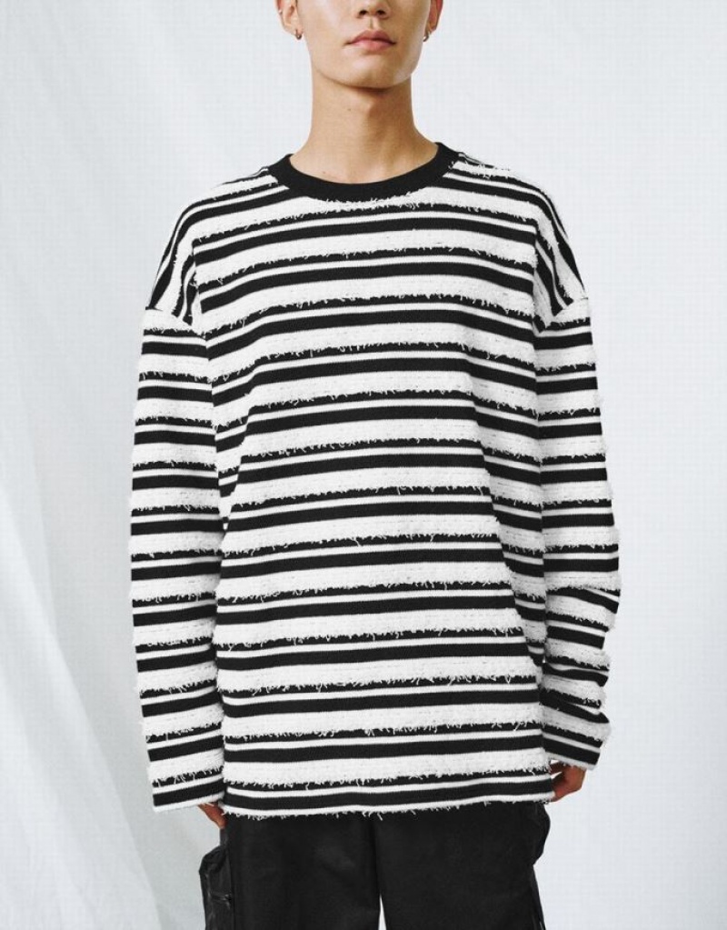 Urban Revivo Striped Crew Neck Men's T-Shirts White | ARNTXPB-98