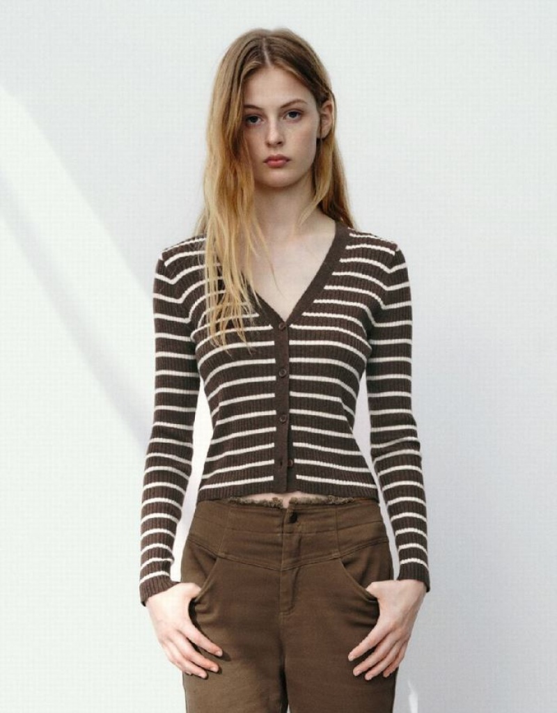 Urban Revivo Striped V-Neck Knitted Women\'s Cardigan Coffee | CDQTJGE-54